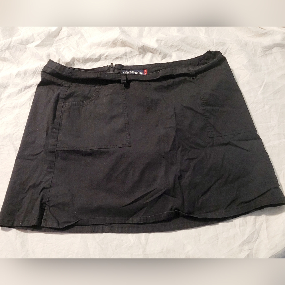 Old College Inn Black Mini Skorts Size 13 Pockets A-Line Skirt Shorts
